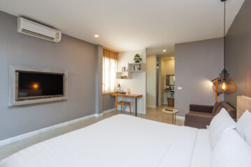 Superior King Room