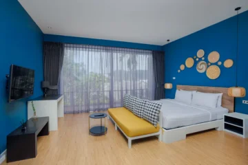 Deluxe King Pool View_Signature Phuket Resort