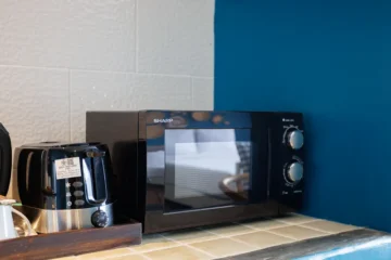 Deluxe King Pool View Amenity