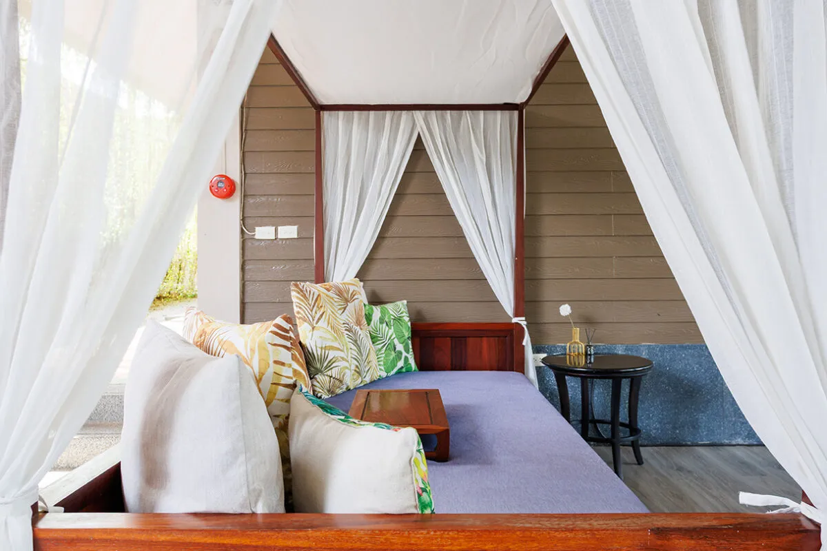 https://www.signaturephuket.com/wp-content/uploads/2026/05/lobby-02-1200x800-1.webp